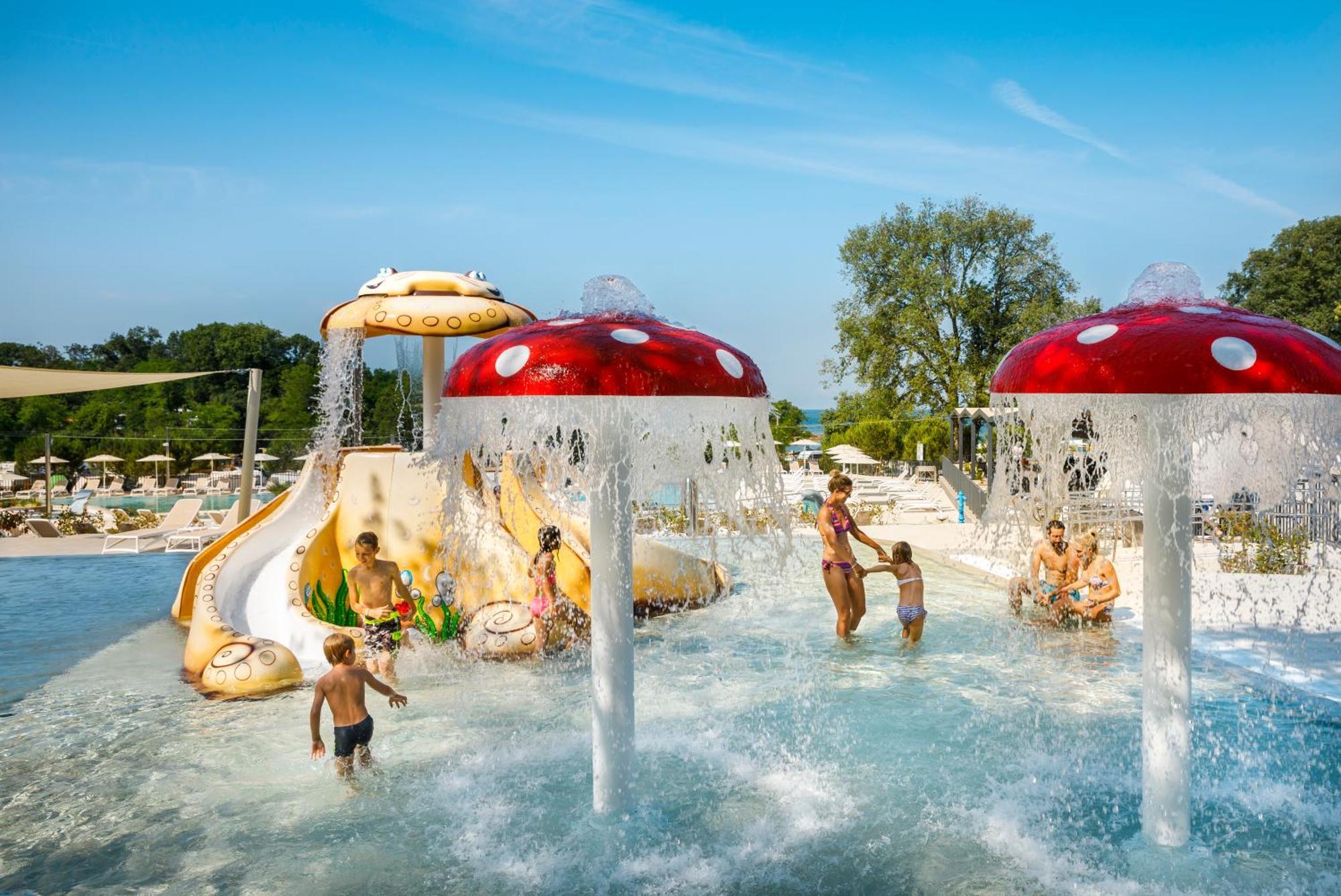 Aminess Planet Camping Maravea Resort - Pitches Novigrad Istria المظهر الخارجي الصورة